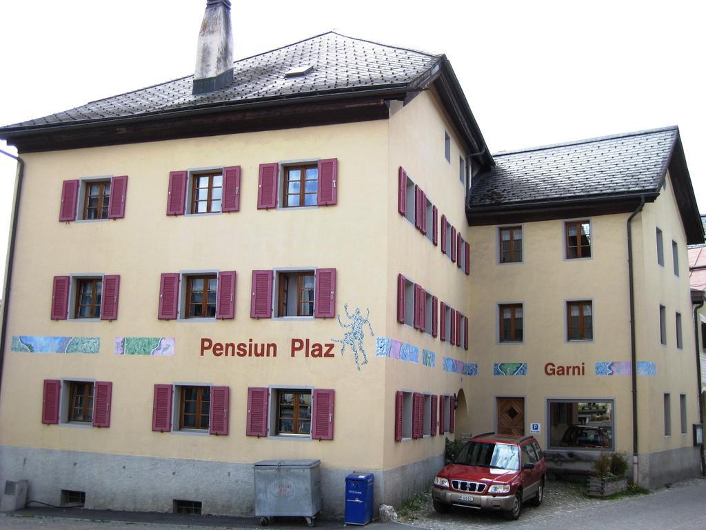 Pensiun Garni Plaz Hotel Scuol Buitenkant foto