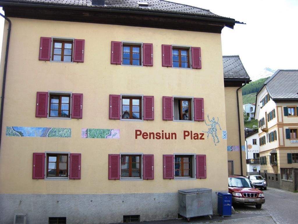 Pensiun Garni Plaz Hotel Scuol Buitenkant foto